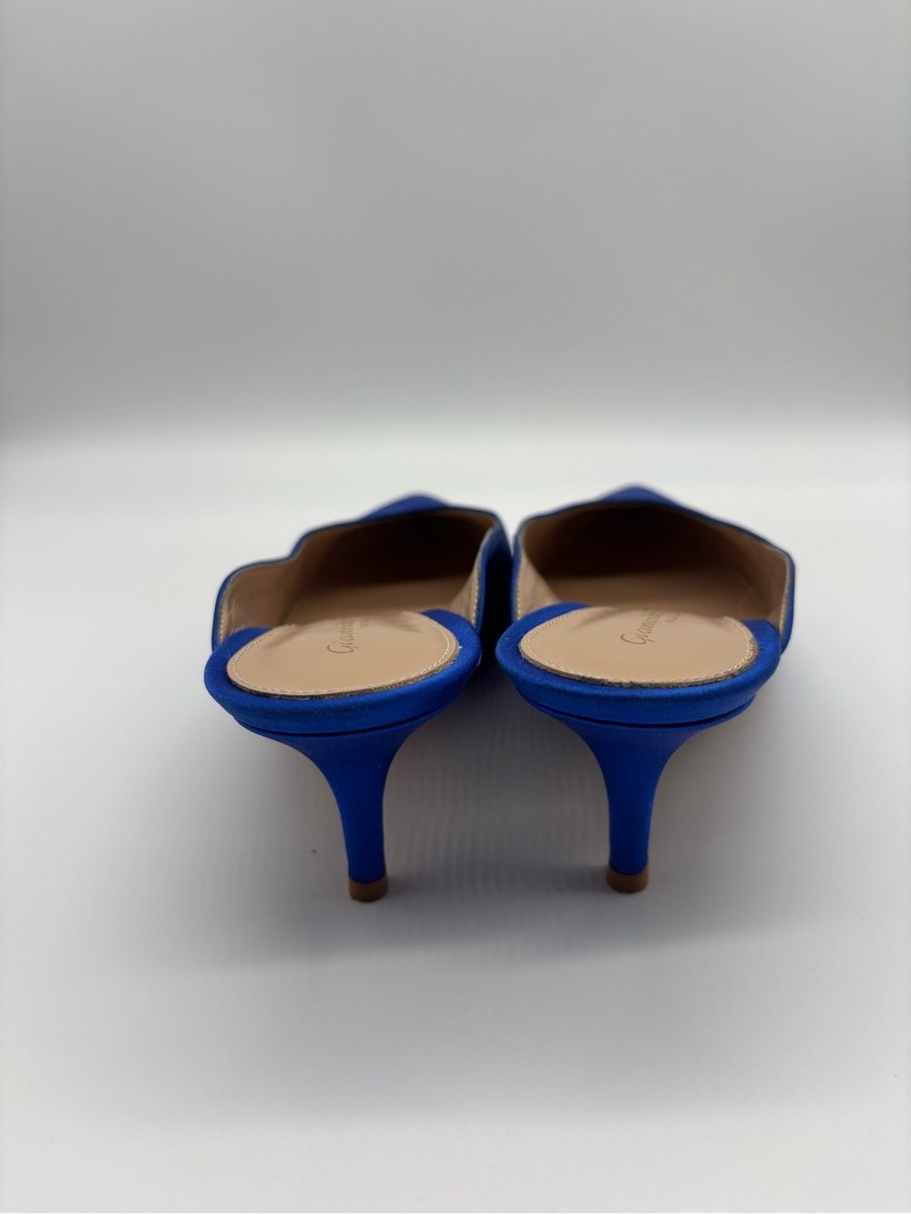 Gianvito Rossi Cobalt Blue Pointed-Toe Satin Slingback Mules - Picture 4 of 8